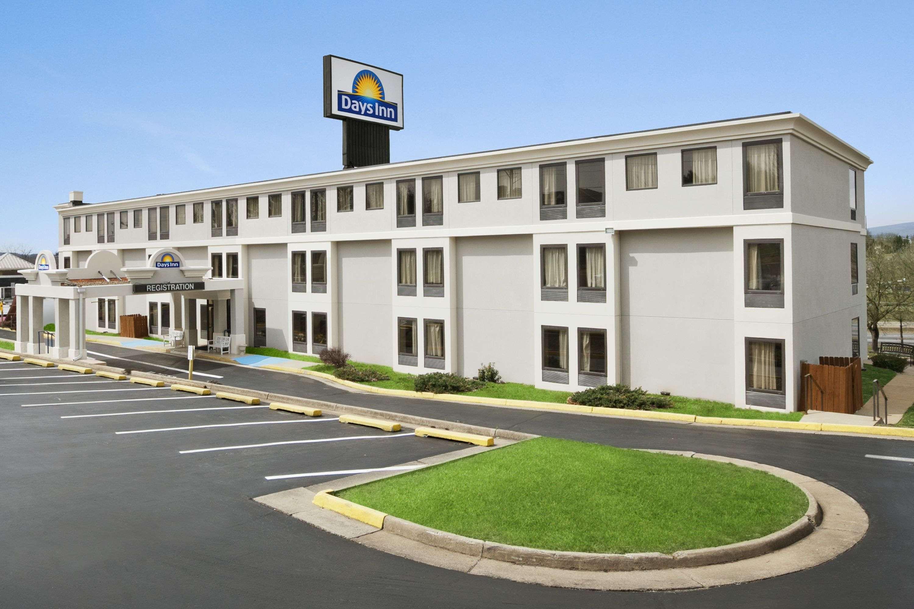 Red Roof Inn Harrisonburg University Area - photo 17
