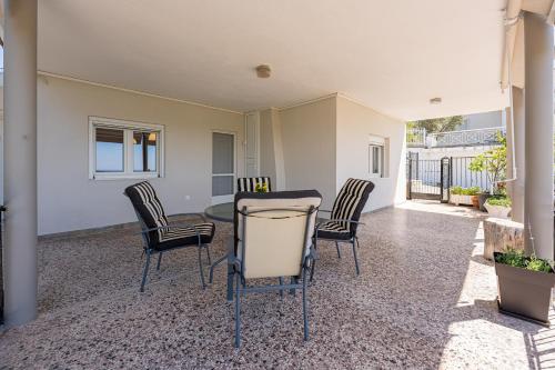 Veranda Vatopedi — Unknown City — photo 4