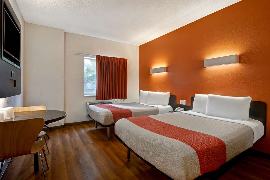 Motel 6 Gilroy CA - photo 15