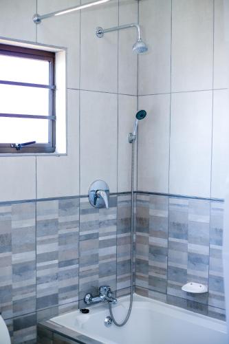 JTown CBD Self Catering Apartment — Jwaneng — photo 4
