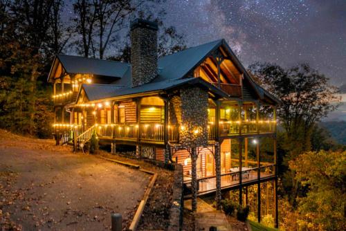 Chasing Moonlight - carbon neutral hotel in Blue Ridge