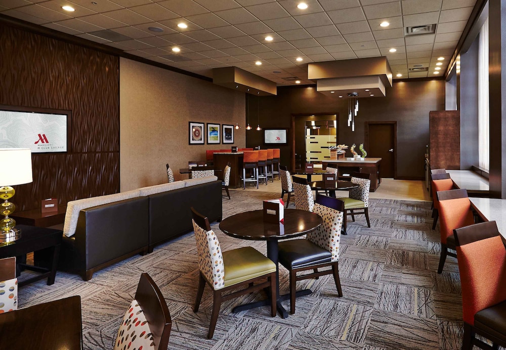 Columbus Airport Marriott - photo 53