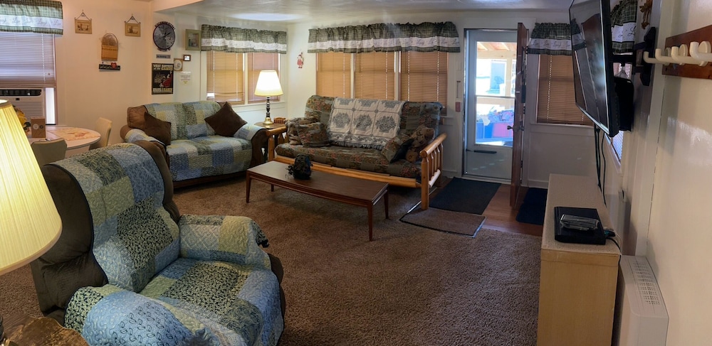 Birchwood Resort & Campground - photo 21