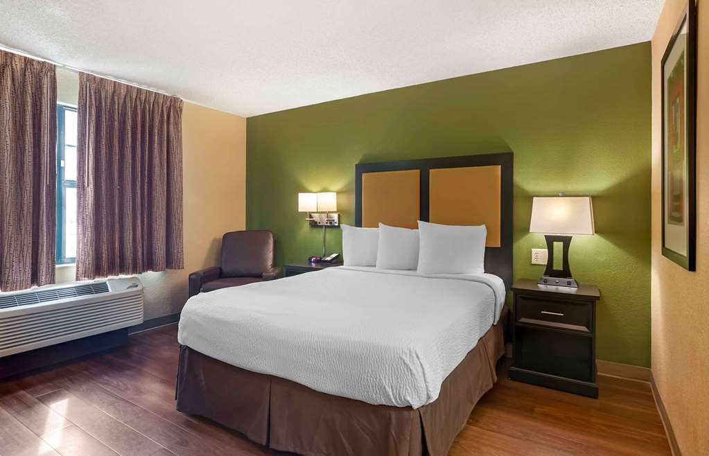 Extended Stay America Suites Palm Springs Airport - photo 9