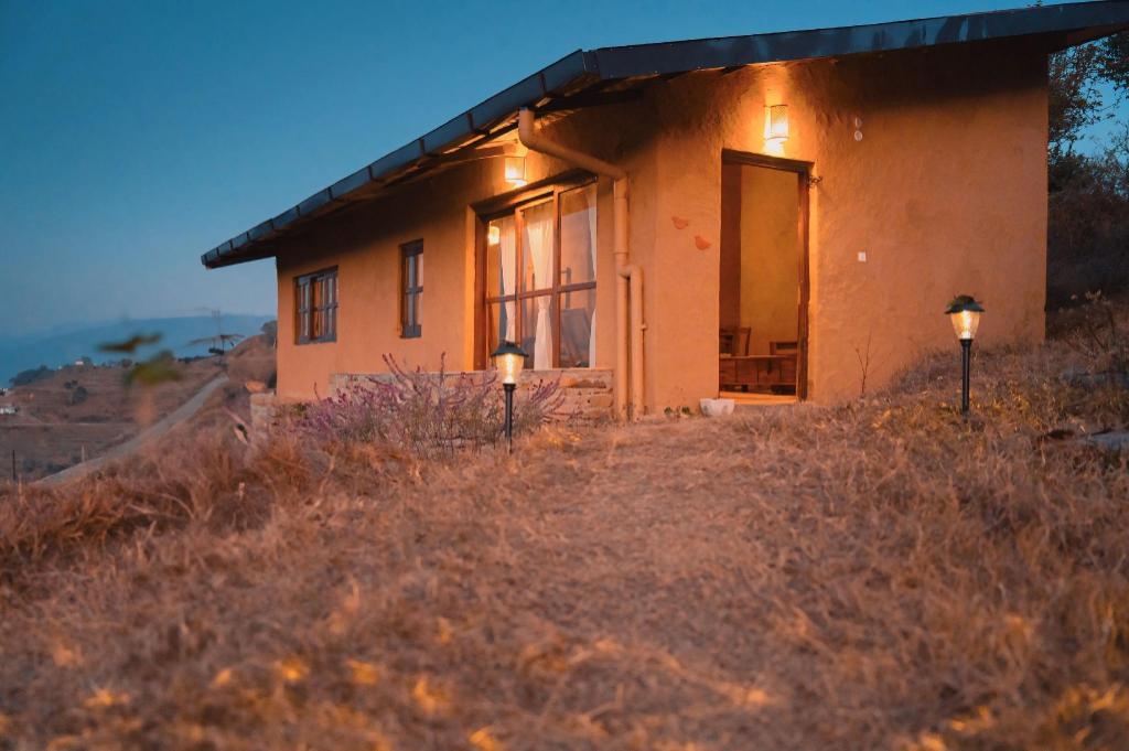 Nayalap Himalayan Earth Homes — 4-Star Luxury Hotel in Almora, India