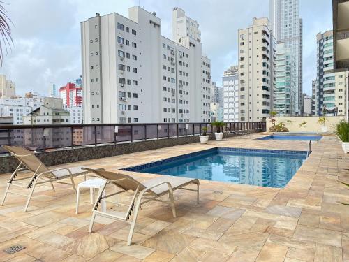 CS135 Piscina Linda Vista Climatizado Garagem