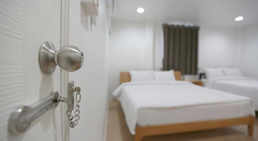Interest Poshtel