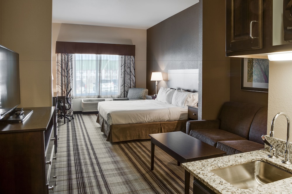 Holiday Inn Express & Suites Nevada by IHG - photo 22