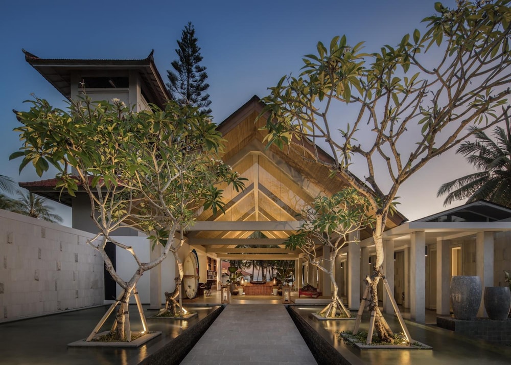 Umadewi Surf & Retreat — hotel in Pekutatan