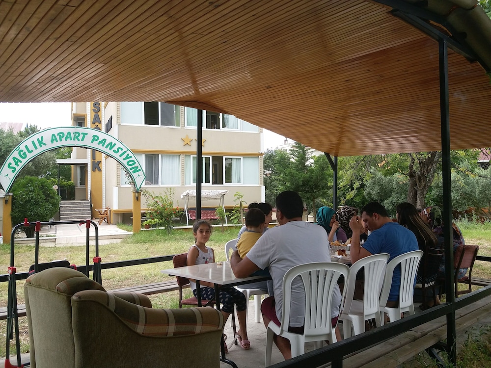 Saglik Apart Pansiyon 7205177 — Erdek
