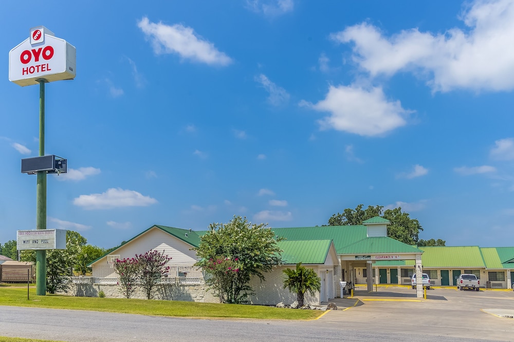 OYO Hotel Yoakum West - photo 49