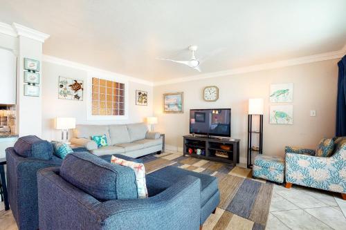 Castaways 7D by Meyer Vacation Rentals — 4-Star Luxury Hotel in Gulf Shores, United States