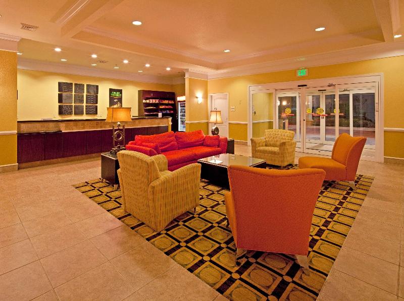 La Quinta Inn & Suites by Wyndham Mobile Tillman's Corner - photo 9