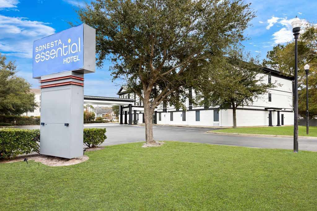Sonesta Essential Savannah - photo 6