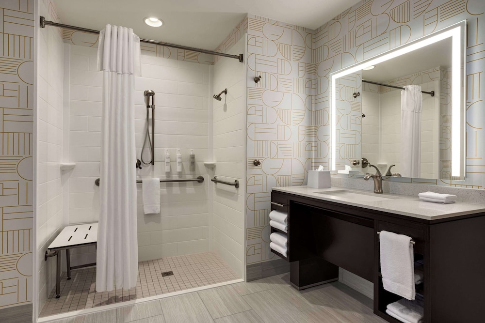 Home2 Suites by Hilton Austin North Near the Domain - photo 23