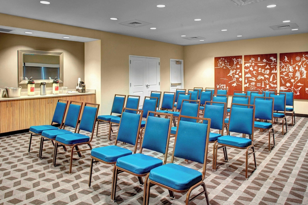 TownePlace Suites by Marriott Macon Mercer University - photo 33