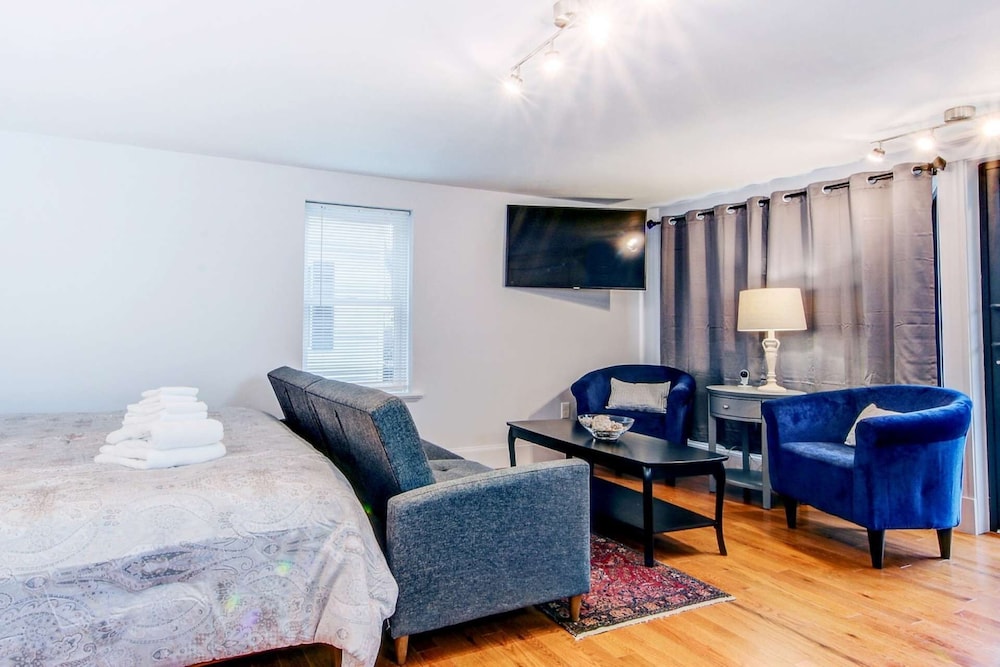 Kindred Spirits in Marblehead, United States