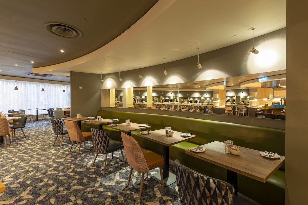 מזון ומשקאות