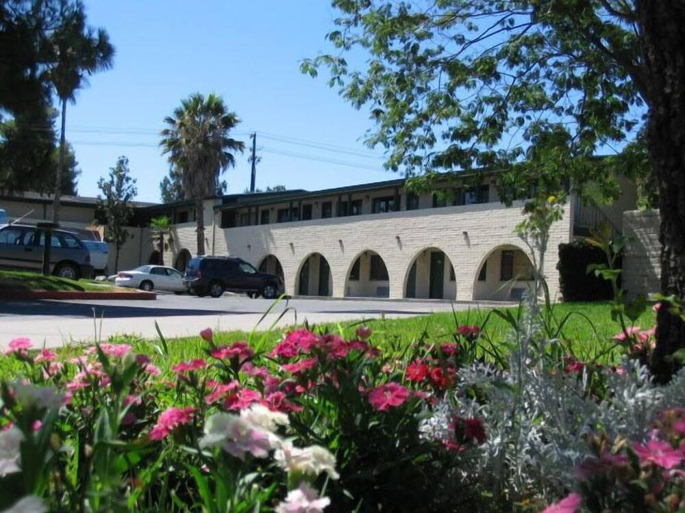 Heritage Inn Express Roseville - photo 27