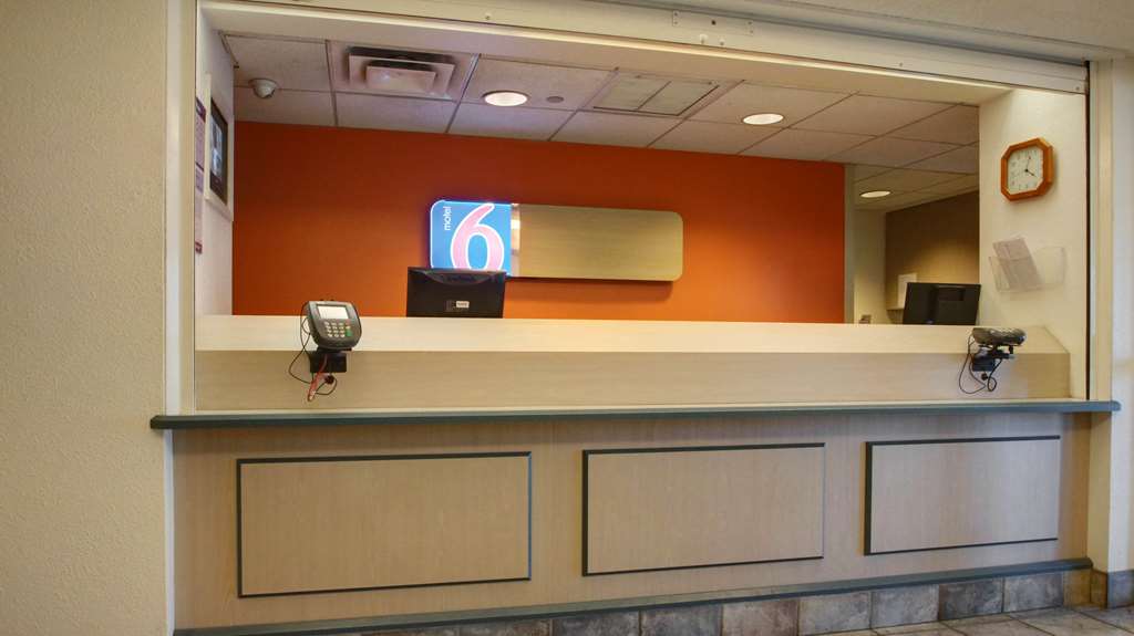 Motel 6 Lehi UT Thanksgiving Point - photo 17