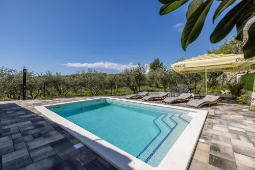 Kuća za odmor Arka - carbon neutral hotel in Split