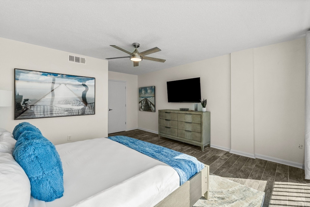 Sandpiper Beacon Beach Resort - photo 156