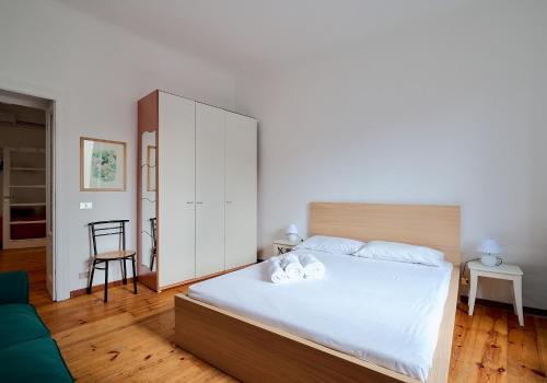 Xenia Apartments Central Studio Apartment in Navigli area — 4-Star Luxury Hotel in Milan, Italy