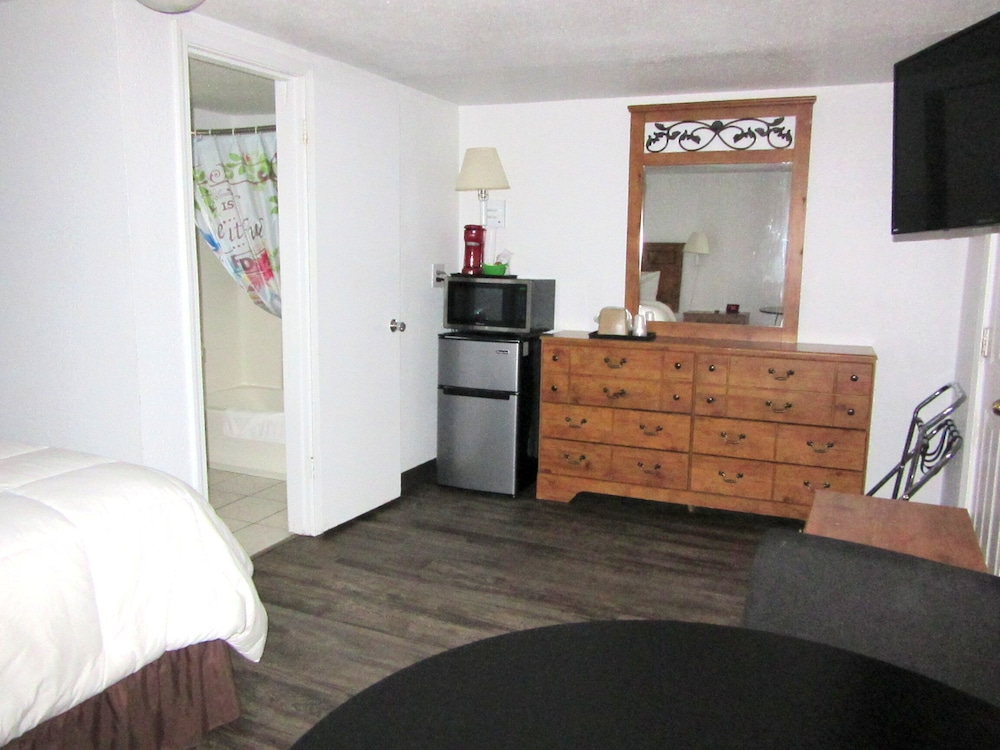 Baker City Motel & RV Park - photo 7