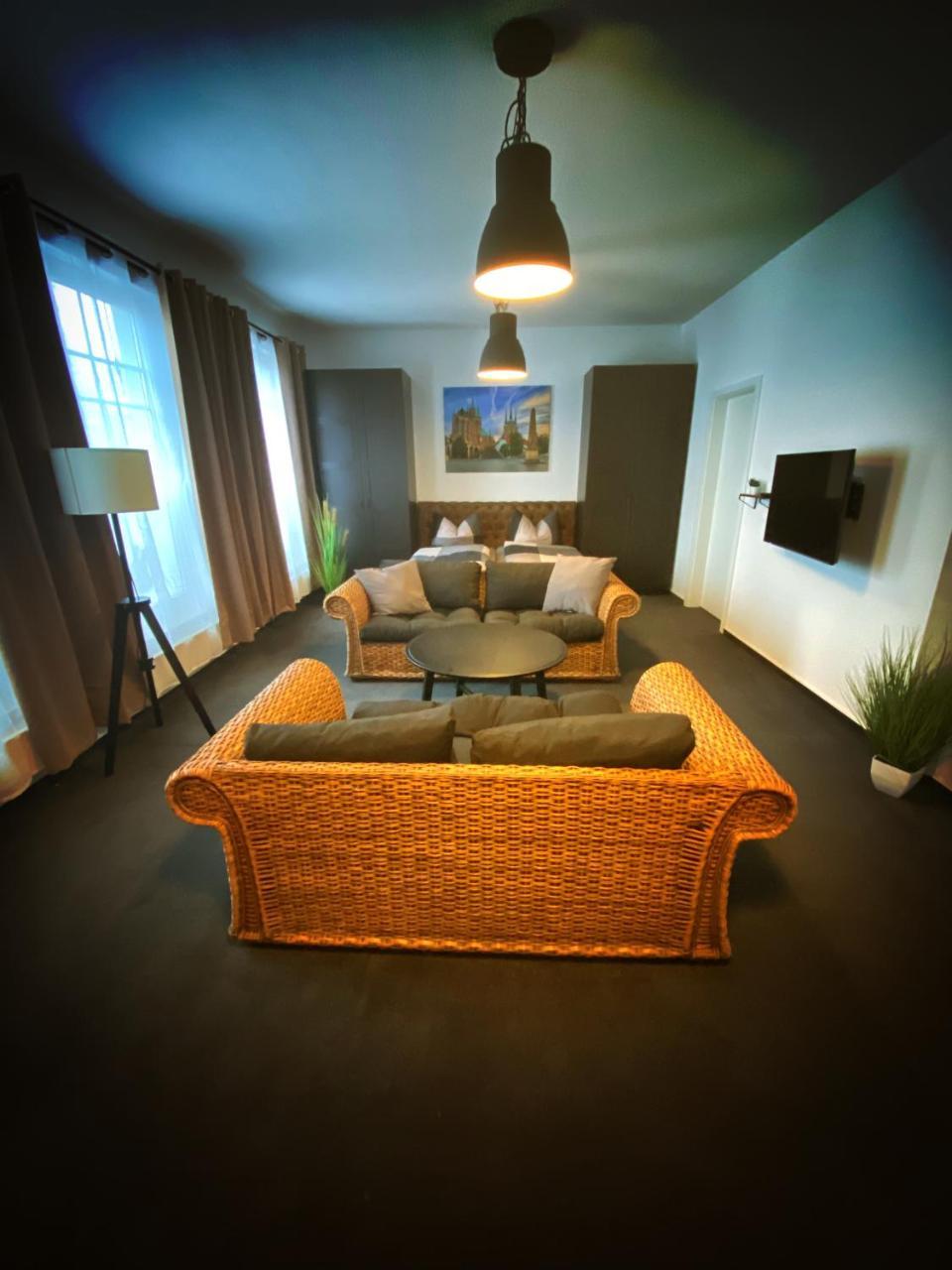 Suite An Der Lutherkirche — 4-Star Luxury Hotel in Erfurt, Germany