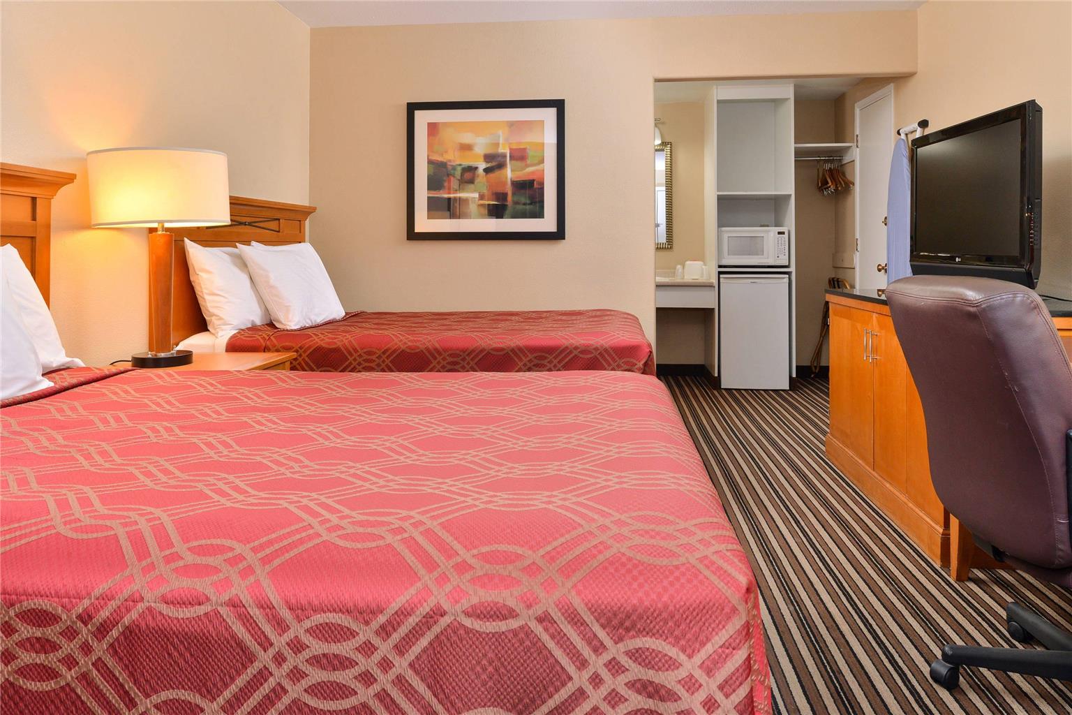 Econo Lodge Kennewick Tri Cities - photo 10