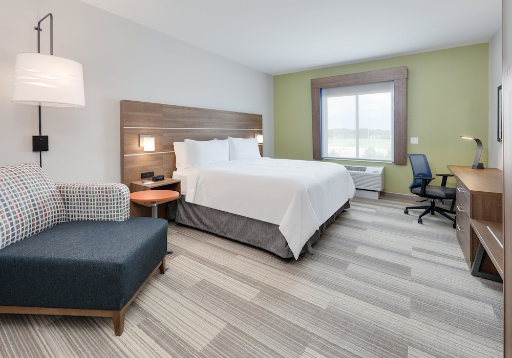 Holiday Inn Express & Suites Plano The Colony by IHG - photo 9