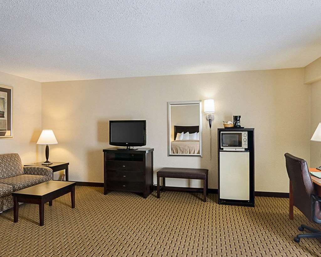 Quality Inn Troutville Roanoke North - photo 21