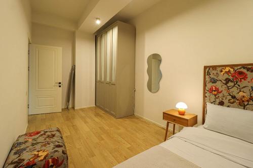 Modern Central Apt Near Stamba By Wehost