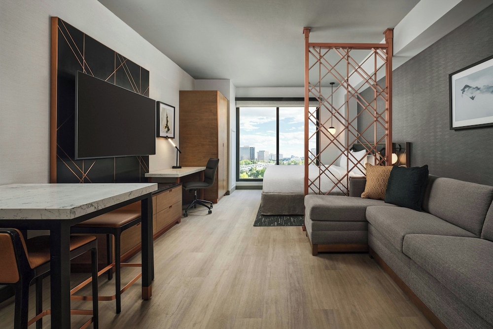 Apiary Hotel Belleview Station in Denver, United States