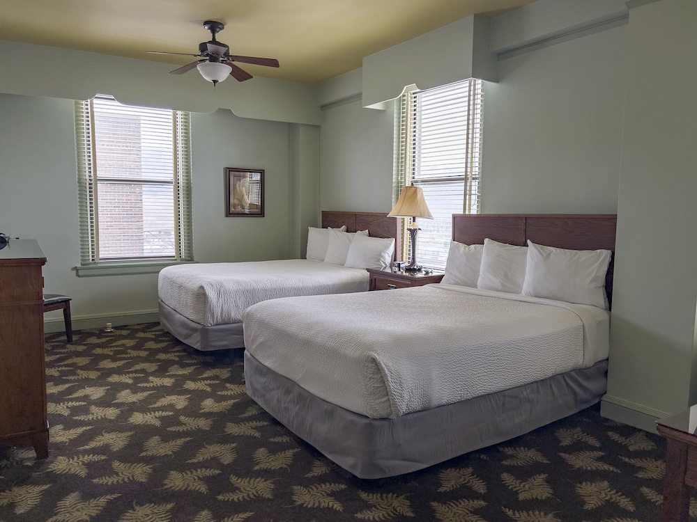 Finlen Hotel and Motor Inn - photo 19