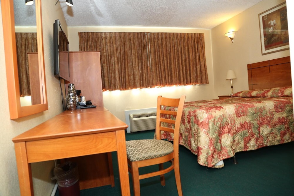 Jfk Inn - photo 23