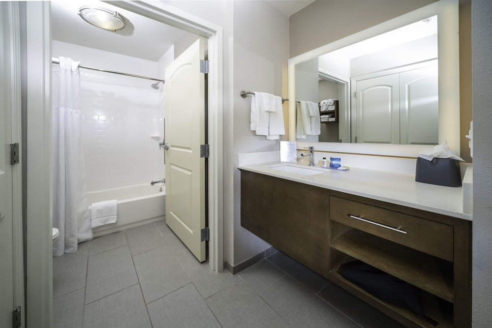 Staybridge Suites Summerville by IHG - photo 36