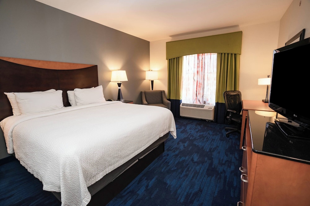 Fairfield Inn & Suites Kearney - photo 17