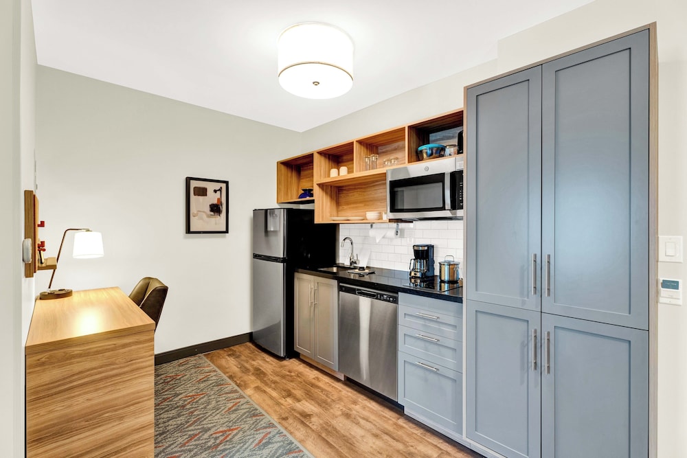 Candlewood Suites Detroit Auburn Hills by IHG - photo 55