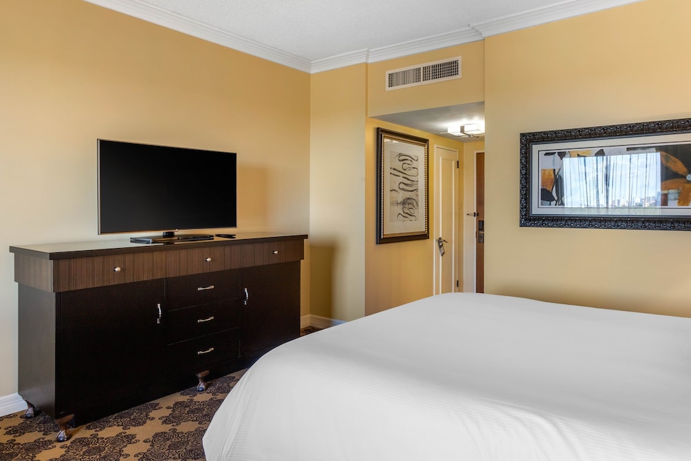 Omni Houston Hotel - photo 11