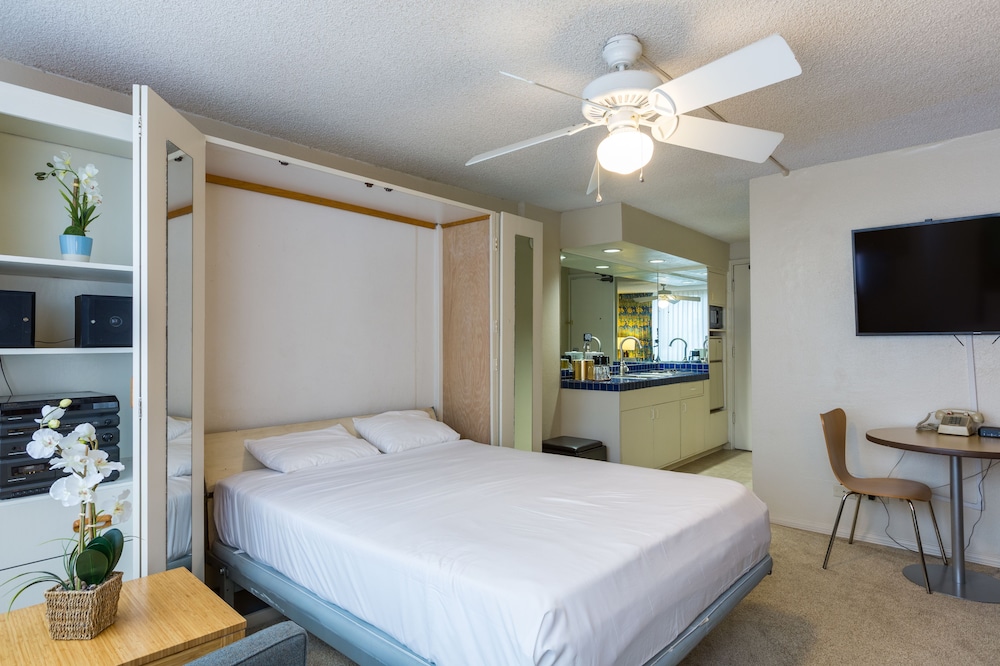 Kuhio Banyan Club - photo 20