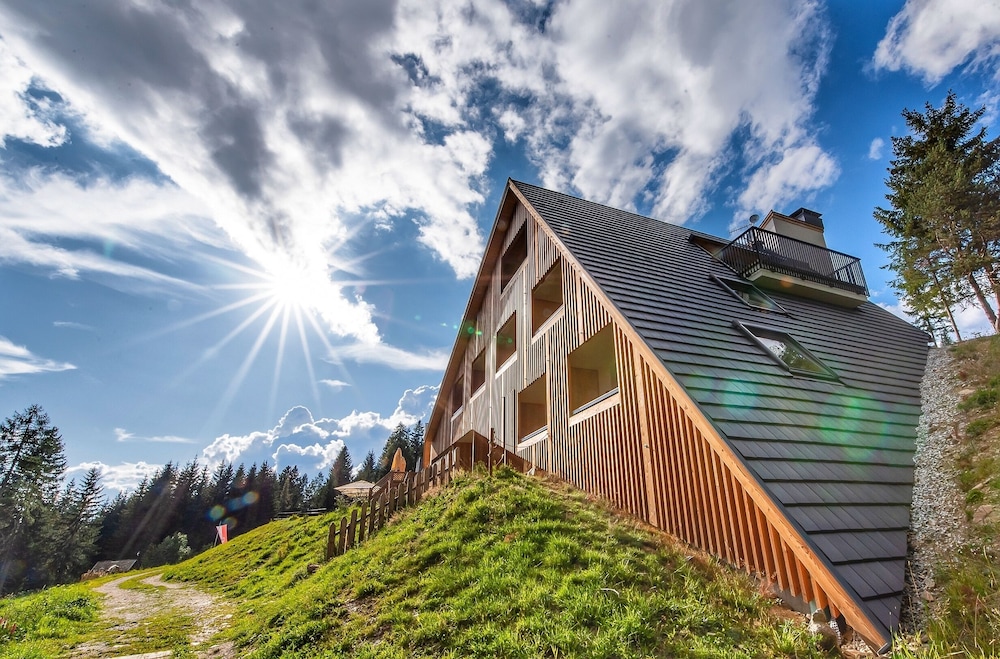 Oberhauser Hütte Passion for Nature — hotel in Luson