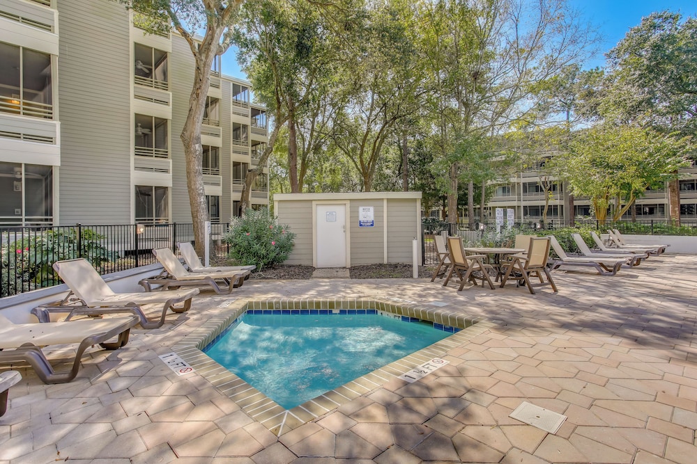 Walk to Beach and Barefoot Landing Resort Condo - photo 27