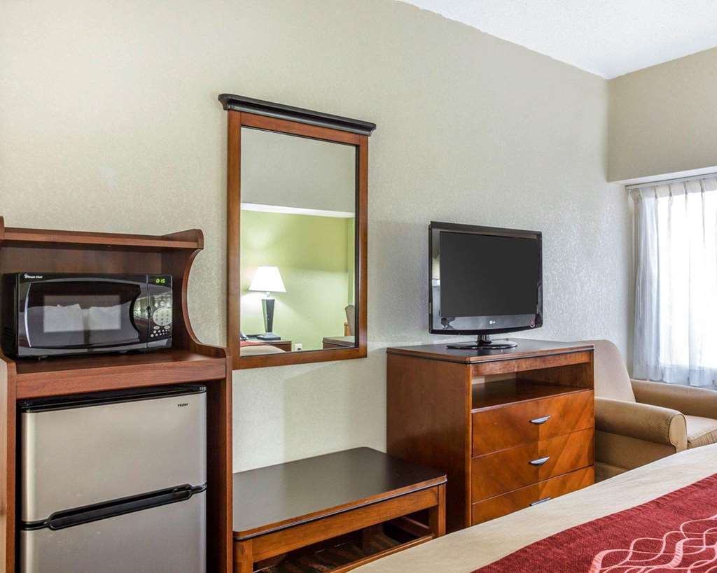 Comfort Inn Conyers - photo 11