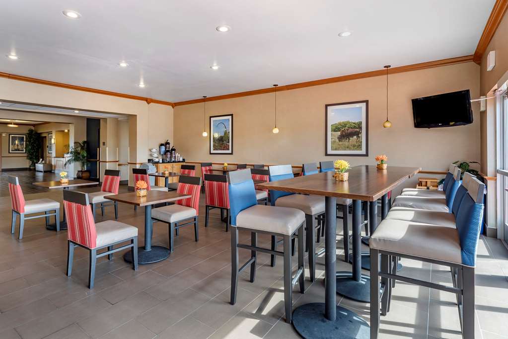 Comfort Inn & Suites Greenville I 70 - photo 35