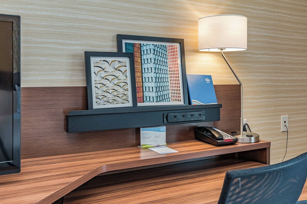 Fairfield Inn & Suites Elkhart - photo 5