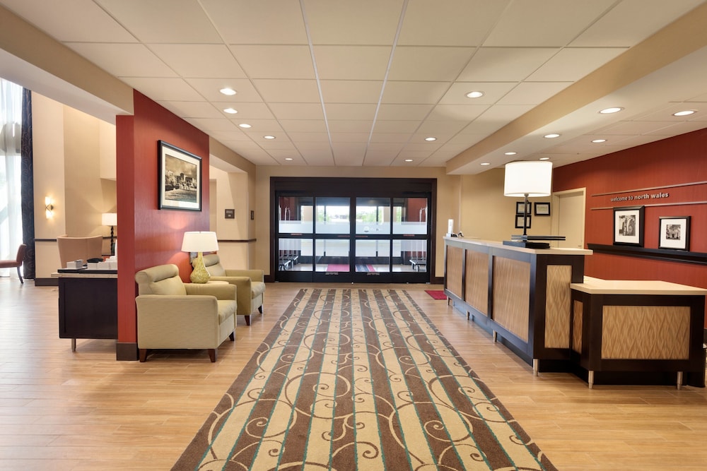 Hampton Inn & Suites Philadelphia Montgomeryville - photo 2