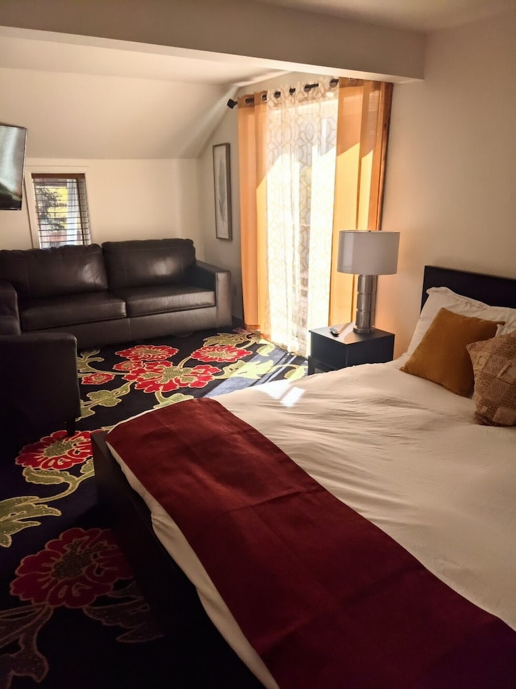 The Green Mountain Falls Lodge - photo 7