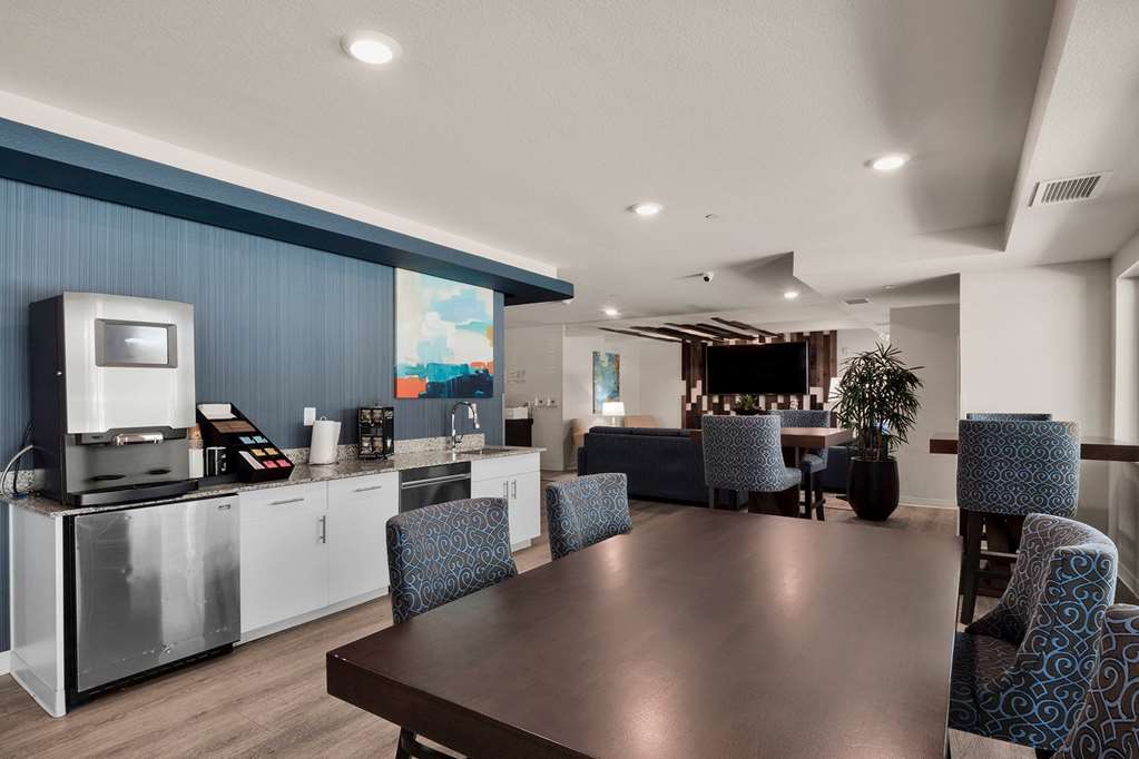WaterWalk Extended Stay by Wyndham Charlotte Arrowood - photo 16