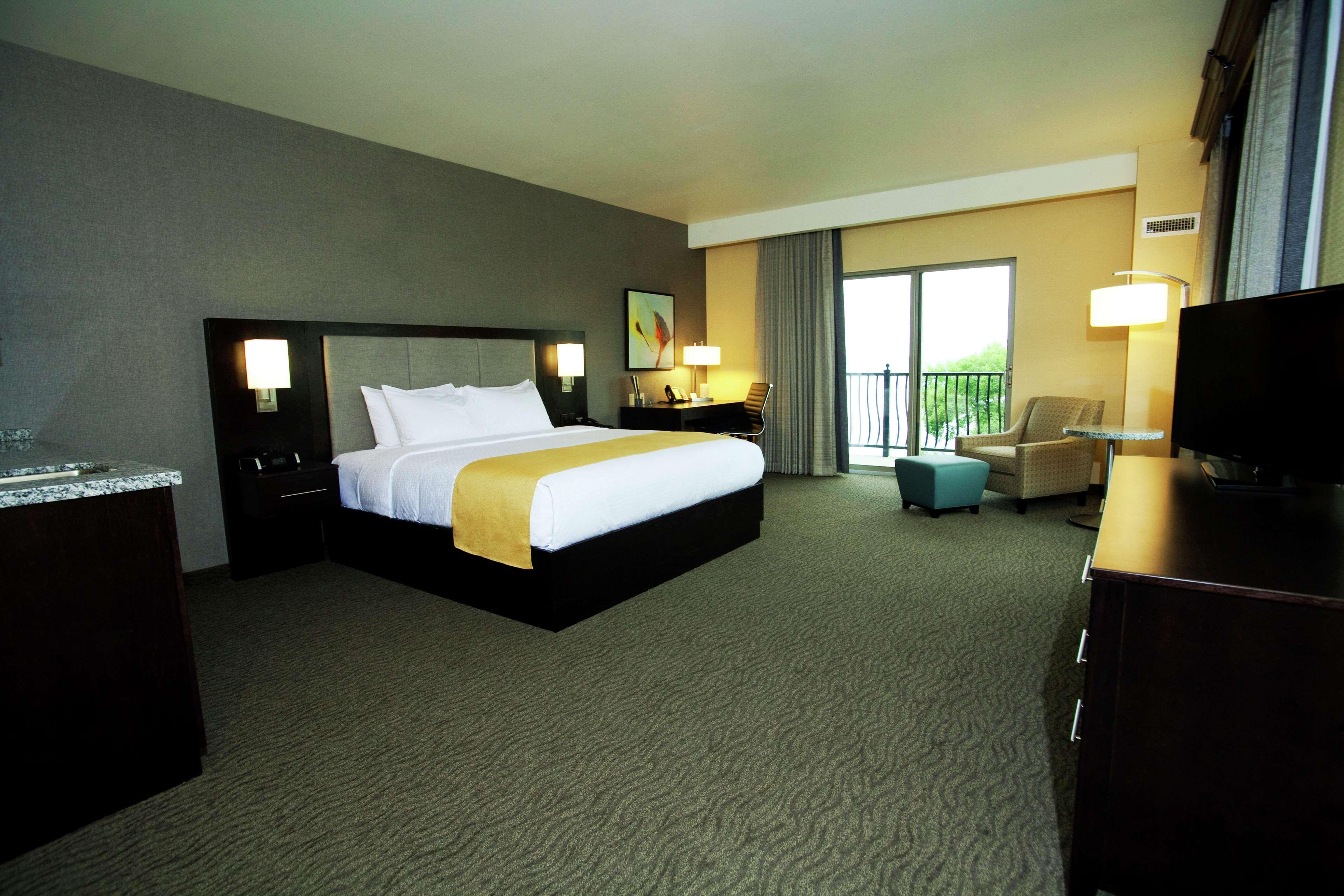 Doubletree By Hilton Hotel Bemidji - photo 21
